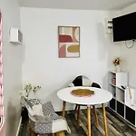 La Bulle D'edward Gare Jardin Centre Appartement *