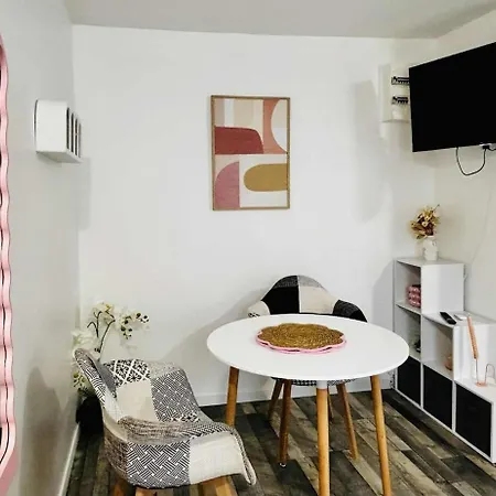 La Bulle D'edward Gare Jardin Centre דירה *